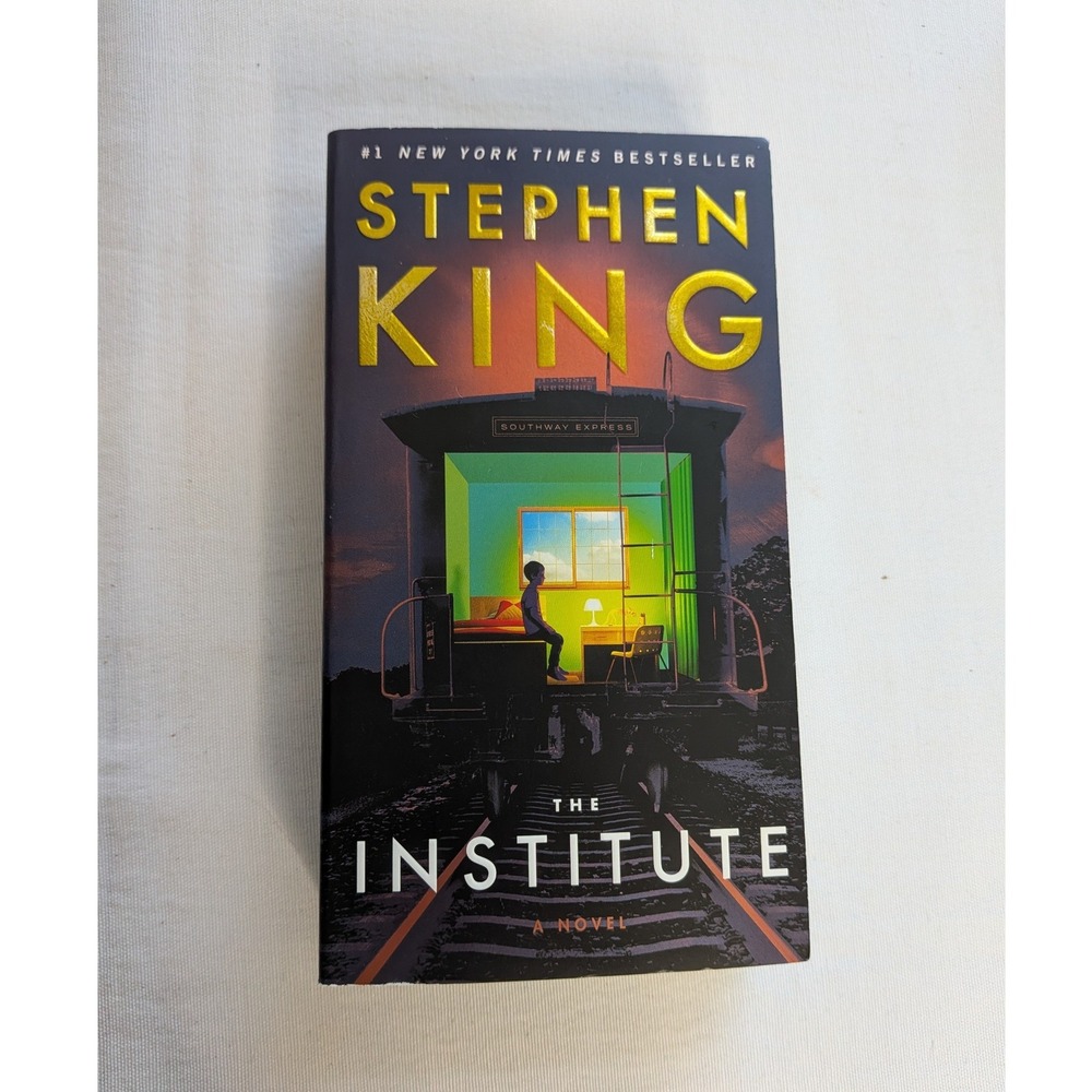 Stephen King The Institute Paperback Book excellent Fiction Thriller